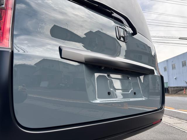 ステップワゴン G Eセレクション 修復無/保証1年/新品バッテリー付/全塗装カスタム/アンヴィルグレー/新品マッドスタータイヤ&新品ZACK JP-209アルミ/両側パワスラ/BTオーディオ/フルセグ/ヘッドライト&テールスモーク塗装(41枚目)