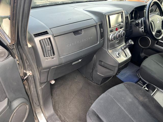 デリカＤ：５ Ｇ　パワーパッケージ　新品ヨコハマジオランダーＸ－ＡＴ／新品バトルシップアルミ／新品バンパーガード／新品サイドステップ／カスタム／両Ｐ／後席モニター／Ｂｌｕｅｔｏｏｔｈオーディオ／認定車／新品バッテリー／保証１年付／（30枚目）