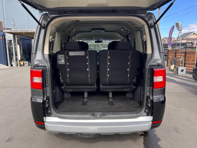 デリカＤ：５ Ｇ　パワーパッケージ　新品ヨコハマジオランダーＸ－ＡＴ／新品バトルシップアルミ／新品バンパーガード／新品サイドステップ／カスタム／両Ｐ／後席モニター／Ｂｌｕｅｔｏｏｔｈオーディオ／認定車／新品バッテリー／保証１年付／（40枚目）