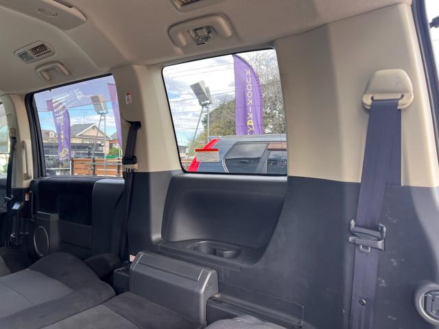 デリカＤ：５ Ｇ　パワーパッケージ　新品ヨコハマジオランダーＸ－ＡＴ／新品バトルシップアルミ／新品バンパーガード／新品サイドステップ／カスタム／両Ｐ／後席モニター／Ｂｌｕｅｔｏｏｔｈオーディオ／認定車／新品バッテリー／保証１年付／（50枚目）