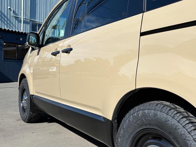 デリカＤ：５ Ｇ　パワーパッケージ　ベージュ全塗装カスタム／新品ＤＥＡＮアルミ／新品ジオランダーＸＡ－Ｔタイヤ／フロントプロテクター／両側電動ドア／ＥＴＣ／バックカメラ／クルコン／ステリモ／パドル／ナビ／フルセグＴＶ／ＢＴ（26枚目）