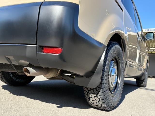 デリカＤ：５ Ｇ　パワーパッケージ　ベージュ全塗装カスタム／新品ＤＥＡＮアルミ／新品ジオランダーＸＡ－Ｔタイヤ／フロントプロテクター／両側電動ドア／ＥＴＣ／バックカメラ／クルコン／ステリモ／パドル／ナビ／フルセグＴＶ／ＢＴ（34枚目）