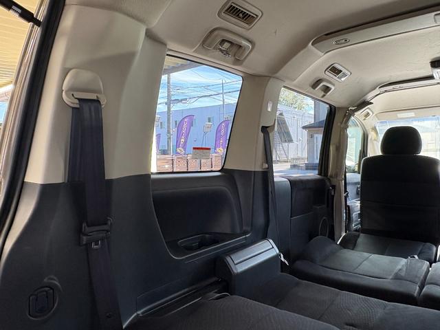 デリカＤ：５ Ｇ　パワーパッケージ　ベージュ全塗装カスタム／新品ＤＥＡＮアルミ／新品ジオランダーＸＡ－Ｔタイヤ／フロントプロテクター／両側電動ドア／ＥＴＣ／バックカメラ／クルコン／ステリモ／パドル／ナビ／フルセグＴＶ／ＢＴ（69枚目）