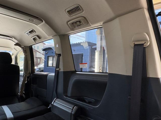 デリカＤ：５ Ｇ　パワーパッケージ　ベージュ全塗装カスタム／新品ＤＥＡＮアルミ／新品ジオランダーＸＡ－Ｔタイヤ／フロントプロテクター／両側電動ドア／ＥＴＣ／バックカメラ／クルコン／ステリモ／パドル／ナビ／フルセグＴＶ／ＢＴ（70枚目）