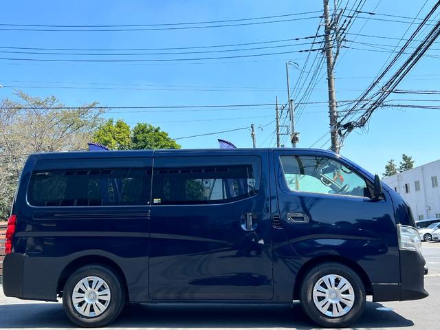 NV350キャラバンバン ロングDX 黒革調シートカバー/ナビ/TV/ETC2.0/キーレス/フォグランプ/保証1年/新品バッテリー付/3人乗り(5枚目)