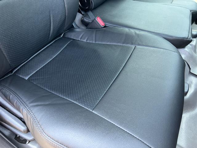 NV350キャラバンバン ロングDX 黒革調シートカバー/ナビ/TV/ETC2.0/キーレス/フォグランプ/保証1年/新品バッテリー付/3人乗り(33枚目)