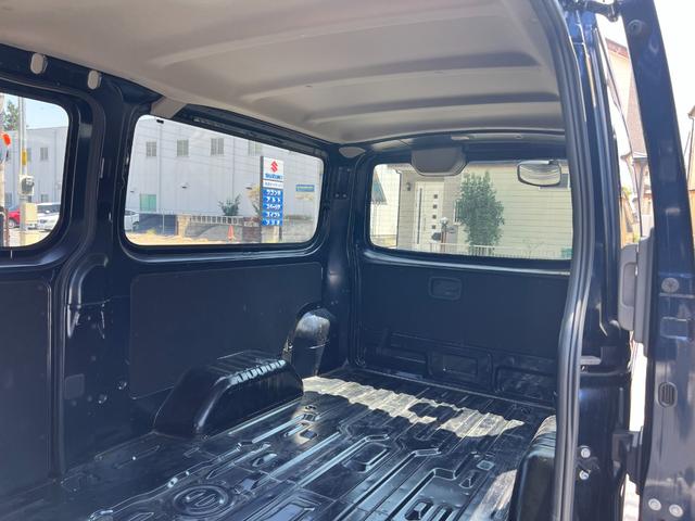 NV350キャラバンバン ロングDX 黒革調シートカバー/ナビ/TV/ETC2.0/キーレス/フォグランプ/保証1年/新品バッテリー付/3人乗り(40枚目)
