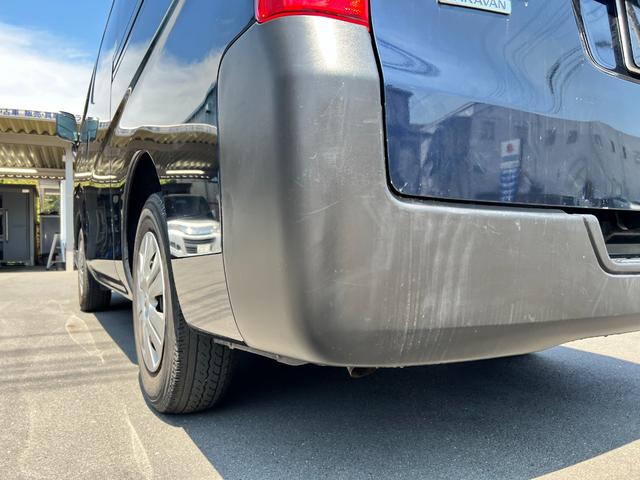 NV350キャラバンバン ロングDX 黒革調シートカバー/ナビ/TV/ETC2.0/キーレス/フォグランプ/保証1年/新品バッテリー付/3人乗り(70枚目)