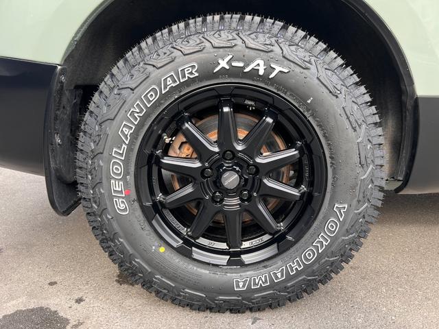 デリカＤ：５ Ｇ　パワーパッケージ　アーバンカーキ全塗装カスタム／新品Ｃ１０Ｓアルミ／新品ジオランダーＸ－ＡＴ／フロントプロテクタ／フォグランプ／両側電動ドア／ＥＴＣ／ナビ／フルセグ／Ｂカメラ／保証１年付／点検記録簿付／新品バッテリー付（10枚目）