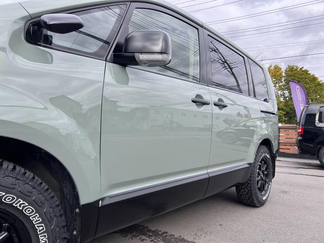 デリカＤ：５ Ｇ　パワーパッケージ　アーバンカーキ全塗装カスタム／新品Ｃ１０Ｓアルミ／新品ジオランダーＸ－ＡＴ／フロントプロテクタ／フォグランプ／両側電動ドア／ＥＴＣ／ナビ／フルセグ／Ｂカメラ／保証１年付／点検記録簿付／新品バッテリー付（19枚目）