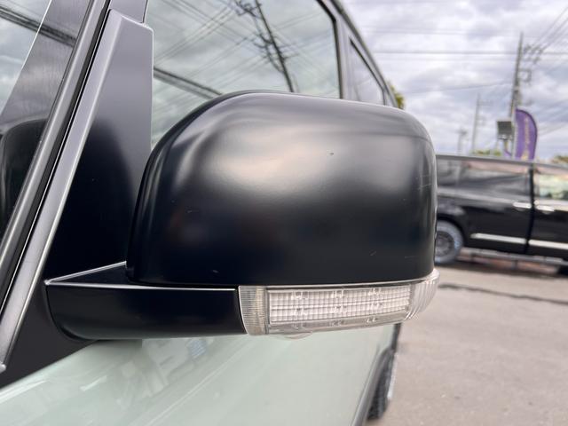 デリカＤ：５ Ｇ　パワーパッケージ　アーバンカーキ全塗装カスタム／新品Ｃ１０Ｓアルミ／新品ジオランダーＸ－ＡＴ／フロントプロテクタ／フォグランプ／両側電動ドア／ＥＴＣ／ナビ／フルセグ／Ｂカメラ／保証１年付／点検記録簿付／新品バッテリー付（24枚目）