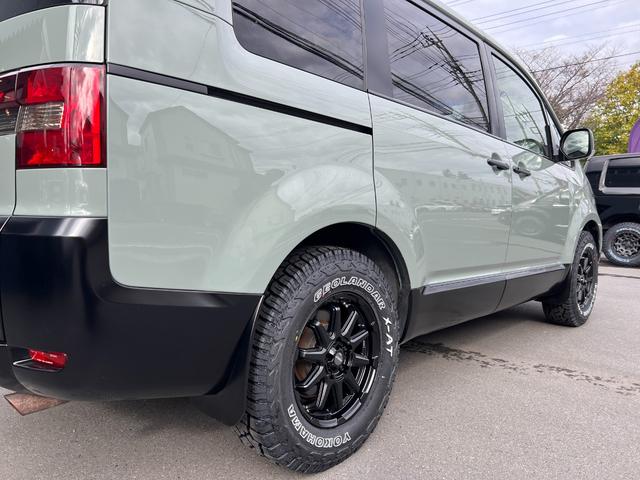 デリカＤ：５ Ｇ　パワーパッケージ　アーバンカーキ全塗装カスタム／新品Ｃ１０Ｓアルミ／新品ジオランダーＸ－ＡＴ／フロントプロテクタ／フォグランプ／両側電動ドア／ＥＴＣ／ナビ／フルセグ／Ｂカメラ／保証１年付／点検記録簿付／新品バッテリー付（31枚目）