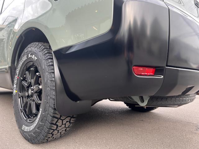 デリカＤ：５ Ｇ　パワーパッケージ　アーバンカーキ全塗装カスタム／新品Ｃ１０Ｓアルミ／新品ジオランダーＸ－ＡＴ／フロントプロテクタ／フォグランプ／両側電動ドア／ＥＴＣ／ナビ／フルセグ／Ｂカメラ／保証１年付／点検記録簿付／新品バッテリー付（35枚目）