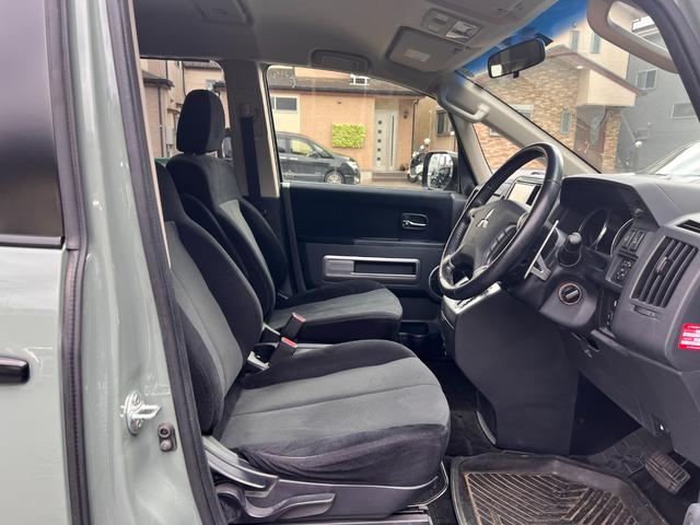 デリカＤ：５ Ｇ　パワーパッケージ　アーバンカーキ全塗装カスタム／新品Ｃ１０Ｓアルミ／新品ジオランダーＸ－ＡＴ／フロントプロテクタ／フォグランプ／両側電動ドア／ＥＴＣ／ナビ／フルセグ／Ｂカメラ／保証１年付／点検記録簿付／新品バッテリー付（55枚目）