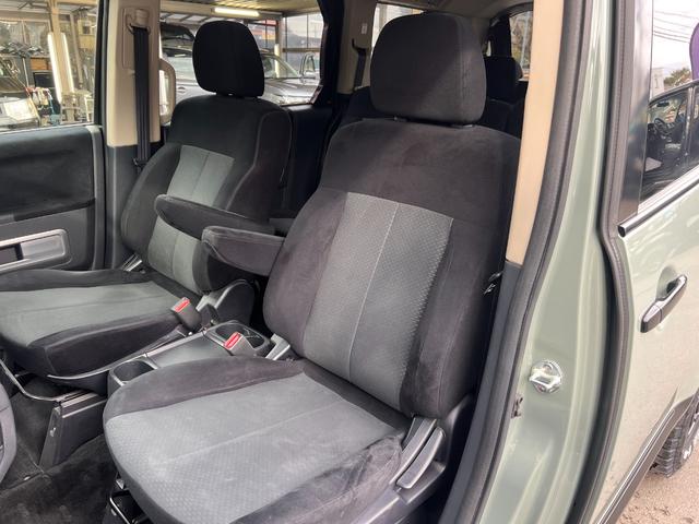 デリカＤ：５ Ｇ　パワーパッケージ　アーバンカーキ全塗装カスタム／新品Ｃ１０Ｓアルミ／新品ジオランダーＸ－ＡＴ／フロントプロテクタ／フォグランプ／両側電動ドア／ＥＴＣ／ナビ／フルセグ／Ｂカメラ／保証１年付／点検記録簿付／新品バッテリー付（60枚目）