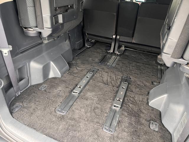 デリカＤ：５ Ｇ　パワーパッケージ　アーバンカーキ全塗装カスタム／新品Ｃ１０Ｓアルミ／新品ジオランダーＸ－ＡＴ／フロントプロテクタ／フォグランプ／両側電動ドア／ＥＴＣ／ナビ／フルセグ／Ｂカメラ／保証１年付／点検記録簿付／新品バッテリー付（72枚目）