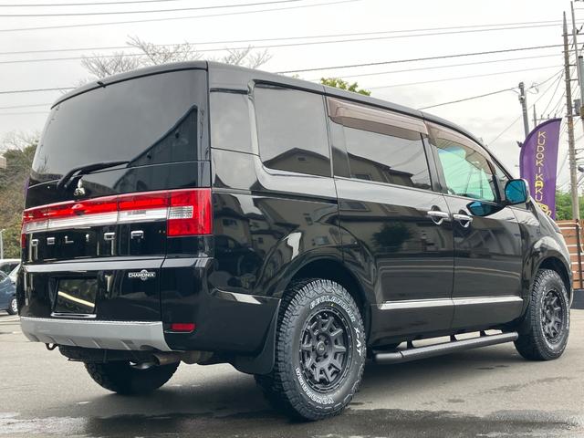 デリカＤ：５ シャモニー　新品グリルマーカー／新品ジオランダーＸ－ＡＴ／新品Ｄ１０Ｘアルミ／カスタム／新品バンパーガード／新品サイドステップ／両Ｐ／後席モニター／パワーシート／シートヒーター／Ｂｌｕｅｔｏｏｔｈ／Ｂカメ／認定車（4枚目）