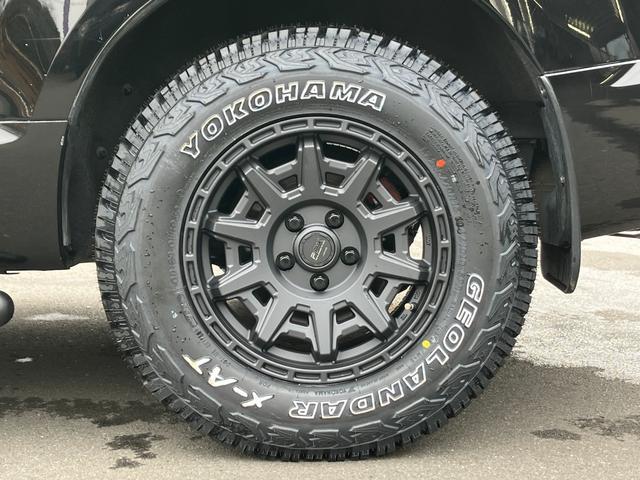 デリカＤ：５ シャモニー　新品グリルマーカー／新品ジオランダーＸ－ＡＴ／新品Ｄ１０Ｘアルミ／カスタム／新品バンパーガード／新品サイドステップ／両Ｐ／後席モニター／パワーシート／シートヒーター／Ｂｌｕｅｔｏｏｔｈ／Ｂカメ／認定車（10枚目）