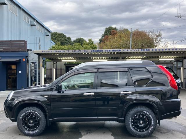 エクストレイル ２０Ｘｔ　新品タイヤＹＯＫＯＨＡＭＡジオランダーＸ－ＡＴ／新品アルミＭＬＪ－ＸＪ０４／リフトアップ／エスペリアコイル／ＮＩＳＳＡＮエンブレム／ハイパールーフレール／保証１年付／新品バッテリー／認定車（5枚目）