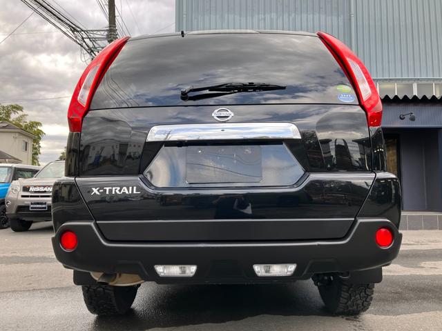 エクストレイル ２０Ｘｔ　新品タイヤＹＯＫＯＨＡＭＡジオランダーＸ－ＡＴ／新品アルミＭＬＪ－ＸＪ０４／リフトアップ／エスペリアコイル／ＮＩＳＳＡＮエンブレム／ハイパールーフレール／保証１年付／新品バッテリー／認定車（32枚目）