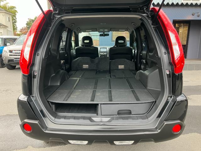 エクストレイル ２０Ｘｔ　新品タイヤＹＯＫＯＨＡＭＡジオランダーＸ－ＡＴ／新品アルミＭＬＪ－ＸＪ０４／リフトアップ／エスペリアコイル／ＮＩＳＳＡＮエンブレム／ハイパールーフレール／保証１年付／新品バッテリー／認定車（72枚目）