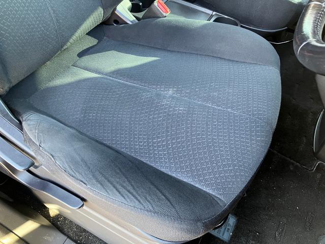 デリカＤ：５ Ｇ　パワーパッケージ　シダーグリーン全塗装カスタム／新品ＴＯＹＯタイヤ／新品社外アルミ／新品キャリア・ラック／新品社外ステアリング／リフトアップ／新品マーカー／新品オーバーフェンダー／認定車／新品バッテリー／保証１年（27枚目）