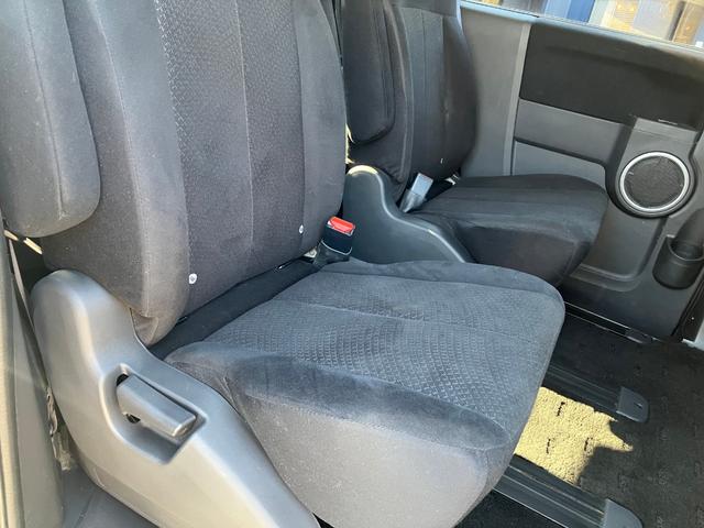 デリカＤ：５ Ｇ　パワーパッケージ　シダーグリーン全塗装カスタム／新品ＴＯＹＯタイヤ／新品社外アルミ／新品キャリア・ラック／新品社外ステアリング／リフトアップ／新品マーカー／新品オーバーフェンダー／認定車／新品バッテリー／保証１年（34枚目）