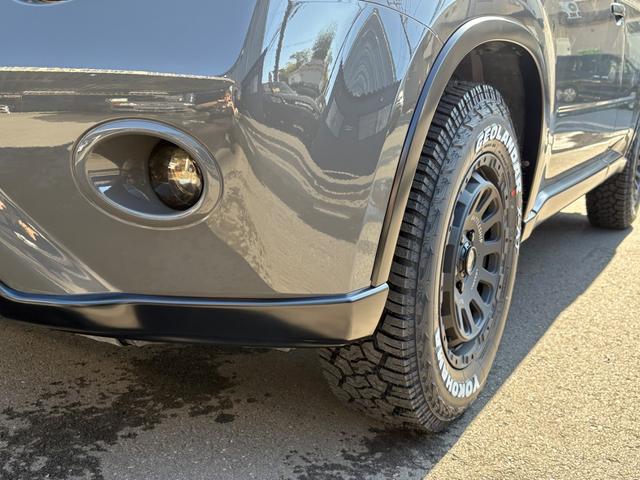 エクストレイル 20Xtt スティンググレー全塗装カスタム/新品YOKOHAMAジオランダーX-ATタイヤ/新品バトルシップアルミ/全席シートヒーター/認定車/新品バッテリー/保証1年/TV/Bluetooth/Bカメラ/(37枚目)