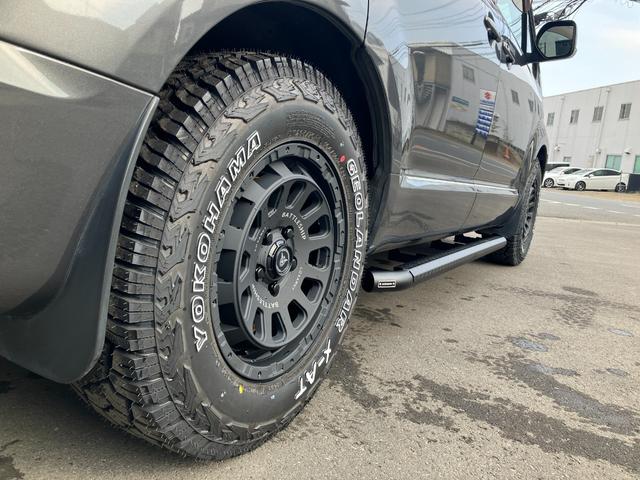 デリカD:5 G パワーパッケージ 新品バンパーガード/新品サイドステップ/新品タイヤYOKOHAMAジオランダーX-AT/新品アルミロクサーニバトルシップ/Bカメラ/新品バッテリー/保証1年付/認定車/両側パワスラ/リアモニター(6枚目)