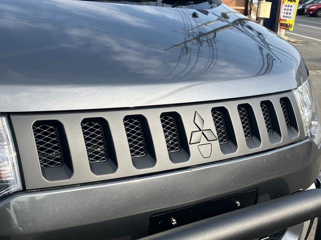 デリカD:5 G パワーパッケージ 新品バンパーガード/新品サイドステップ/新品タイヤYOKOHAMAジオランダーX-AT/新品アルミロクサーニバトルシップ/Bカメラ/新品バッテリー/保証1年付/認定車/両側パワスラ/リアモニター(16枚目)