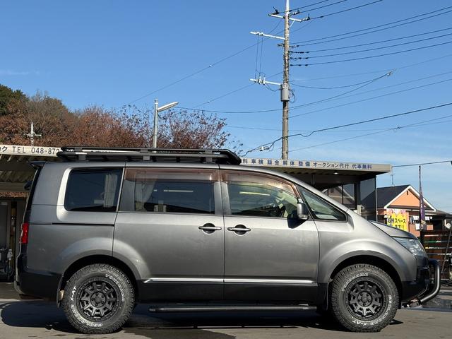 デリカD:5 D パワーパッケージ 新品バスターズルーフラック/新品YOKOHAMAジオランダータイヤ/新品D10Xアルミ/新品バンパーガード/新品サイドステップ/新品グリルマーカー/保証1年/認定車/新品バッテリー/両側パワスラ(4枚目)