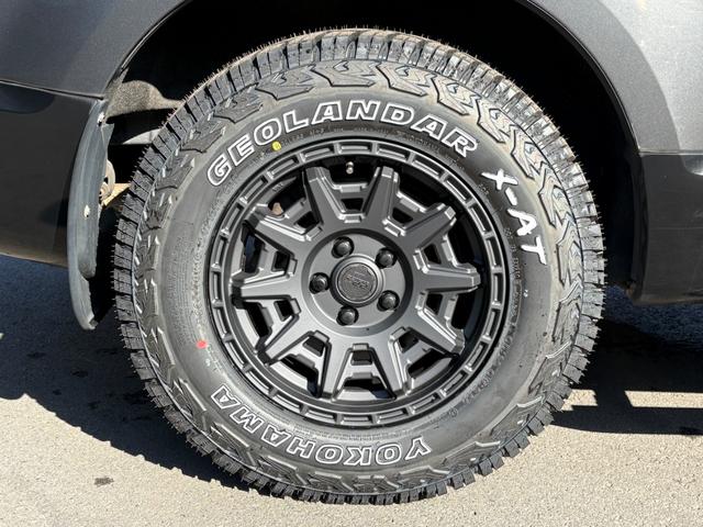 デリカD:5 D パワーパッケージ 新品バスターズルーフラック/新品YOKOHAMAジオランダータイヤ/新品D10Xアルミ/新品バンパーガード/新品サイドステップ/新品グリルマーカー/保証1年/認定車/新品バッテリー/両側パワスラ(9枚目)