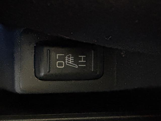 デリカD:5 D パワーパッケージ 新品バスターズルーフラック/新品YOKOHAMAジオランダータイヤ/新品D10Xアルミ/新品バンパーガード/新品サイドステップ/新品グリルマーカー/保証1年/認定車/新品バッテリー/両側パワスラ(22枚目)