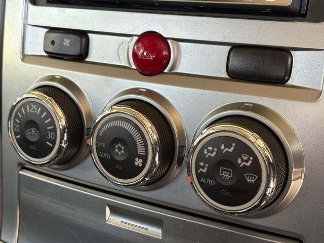 デリカD:5 D パワーパッケージ 新品バスターズルーフラック/新品YOKOHAMAジオランダータイヤ/新品D10Xアルミ/新品バンパーガード/新品サイドステップ/新品グリルマーカー/保証1年/認定車/新品バッテリー/両側パワスラ(26枚目)