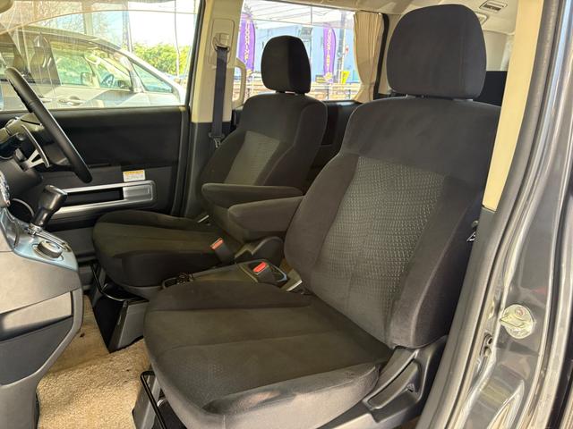 デリカD:5 D パワーパッケージ 新品バスターズルーフラック/新品YOKOHAMAジオランダータイヤ/新品D10Xアルミ/新品バンパーガード/新品サイドステップ/新品グリルマーカー/保証1年/認定車/新品バッテリー/両側パワスラ(35枚目)