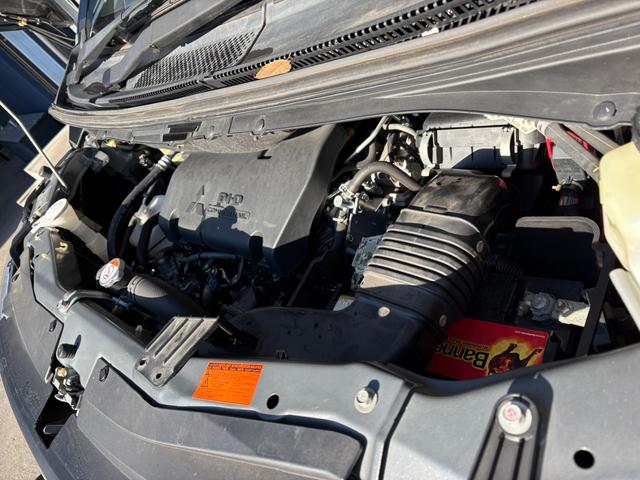 デリカD:5 D パワーパッケージ 新品バスターズルーフラック/新品YOKOHAMAジオランダータイヤ/新品D10Xアルミ/新品バンパーガード/新品サイドステップ/新品グリルマーカー/保証1年/認定車/新品バッテリー/両側パワスラ(79枚目)