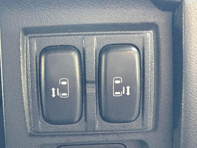 デリカD:5 D パワーパッケージ 新品バンパーガード/新品サイドステップ/新品シートカバー/グリルペイント/後席モニター/シートヒーター/グッドリッチタイヤ/デイトナホイール/Bカメラ/両側パワスラ/保証1年/認定車/新品バッテリー(16枚目)