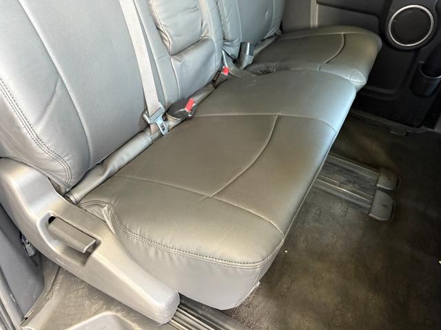 デリカD:5 D パワーパッケージ 新品バンパーガード/新品サイドステップ/新品シートカバー/グリルペイント/後席モニター/シートヒーター/グッドリッチタイヤ/デイトナホイール/Bカメラ/両側パワスラ/保証1年/認定車/新品バッテリー(36枚目)