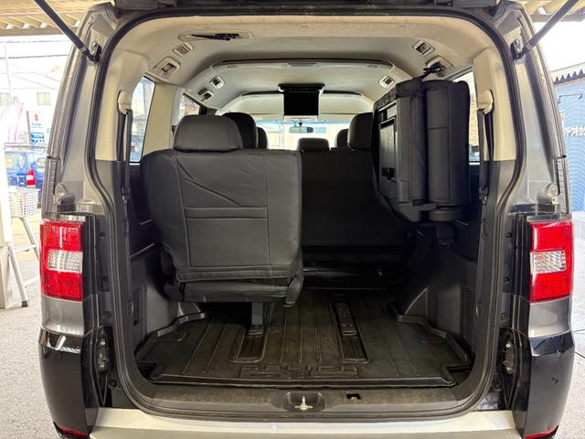 デリカD:5 D パワーパッケージ 新品バンパーガード/新品サイドステップ/新品シートカバー/グリルペイント/後席モニター/シートヒーター/グッドリッチタイヤ/デイトナホイール/Bカメラ/両側パワスラ/保証1年/認定車/新品バッテリー(44枚目)