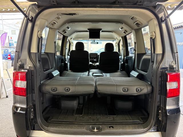 デリカD:5 D パワーパッケージ 新品バンパーガード/新品サイドステップ/新品シートカバー/グリルペイント/後席モニター/シートヒーター/グッドリッチタイヤ/デイトナホイール/Bカメラ/両側パワスラ/保証1年/認定車/新品バッテリー(48枚目)