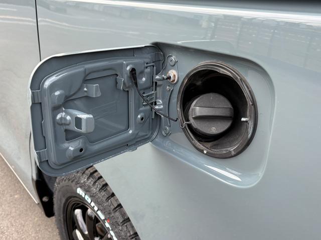 ノア ハイブリッドＧ　アンヴイルグレー全塗装カスタム／新品ＭＯＮＳＴＡＲタイヤ／新品ＪＰ２０９アルミ／後席モニター／リアスポイラー／シートヒーター／バックカメラ／両側パワスラ／Ｂｌｕｅｔｏｏｔｈオーディオ／保証１年（46枚目）