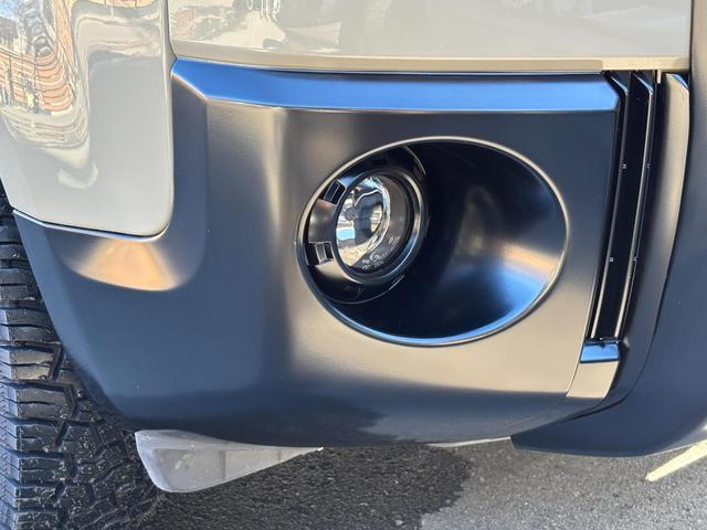 デリカD:5 G パワーパッケージ ベージュ全塗装/カスタム/新品ロックケリーMX-W/新品ジオランダーX-AT/フロントプロテクター/両側パワスラ/BTオーディオ/Bカメラ/スマキー/新品バッテリー/保証1年/フルセグ/後席モニター(32枚目)