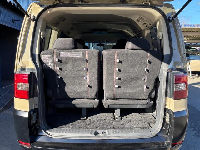 デリカD:5 G パワーパッケージ ベージュ全塗装/カスタム/新品ロックケリーMX-W/新品ジオランダーX-AT/フロントプロテクター/両側パワスラ/BTオーディオ/Bカメラ/スマキー/新品バッテリー/保証1年/フルセグ/後席モニター(72枚目)