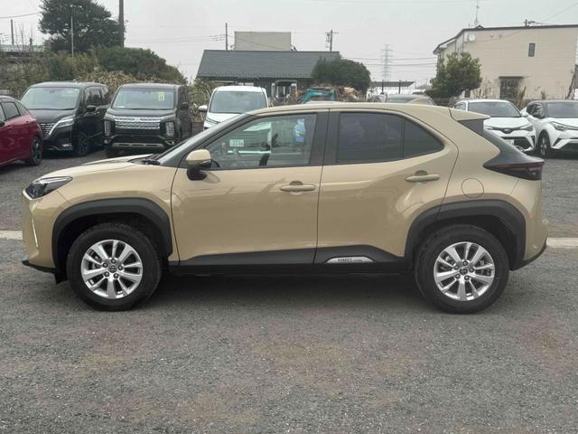 ヤリスクロス ハイブリッドG 純正ナビ全周囲カメラブラインドスポットモニターETC純正アルミLEDライト(12枚目)