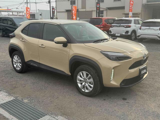 ヤリスクロス ハイブリッドG 純正ナビ全周囲カメラブラインドスポットモニターETC純正アルミLEDライト(19枚目)