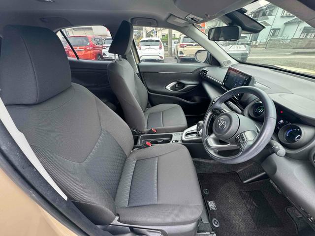 ヤリスクロス ハイブリッドG 純正ナビ全周囲カメラブラインドスポットモニターETC純正アルミLEDライト(22枚目)