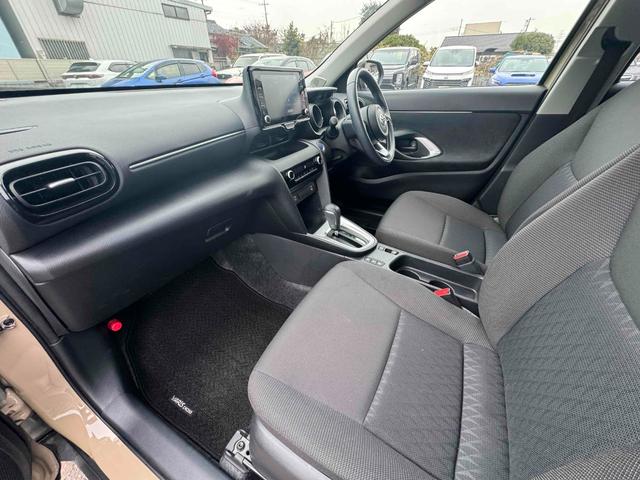 ヤリスクロス ハイブリッドG 純正ナビ全周囲カメラブラインドスポットモニターETC純正アルミLEDライト(32枚目)