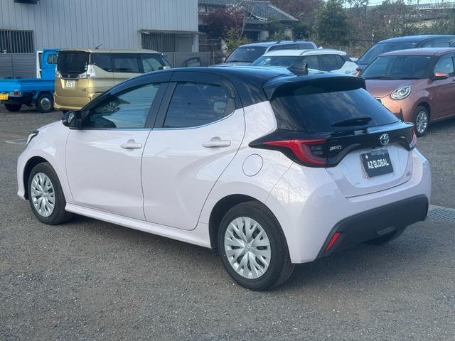 ヤリス 純正ナビバックカメラLEDライト左右シートヒーター(13枚目)