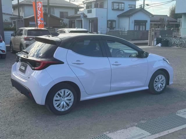 ヤリス 純正ナビバックカメラLEDライト左右シートヒーター(16枚目)