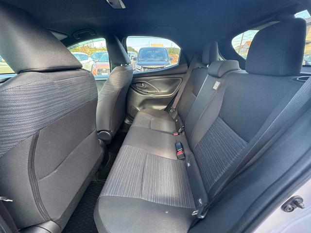 ヤリス 純正ナビバックカメラLEDライト左右シートヒーター(22枚目)